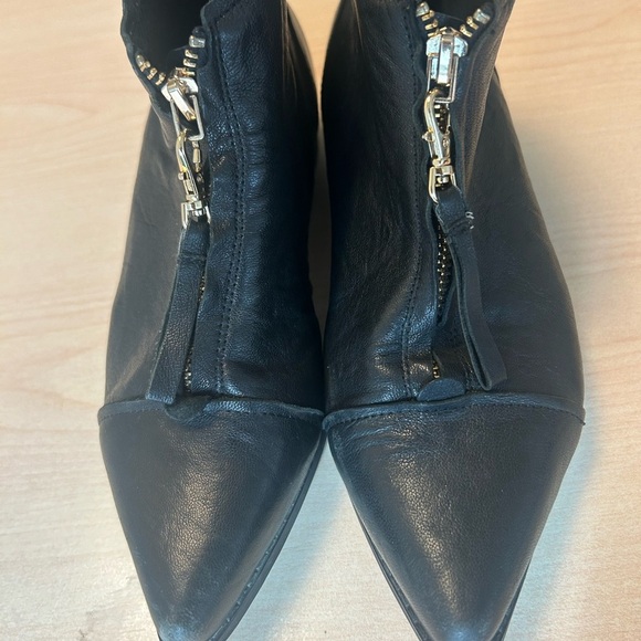 Shoe The Bear "Anna" Black Leather Ankle Boots - Picture 6 of 11